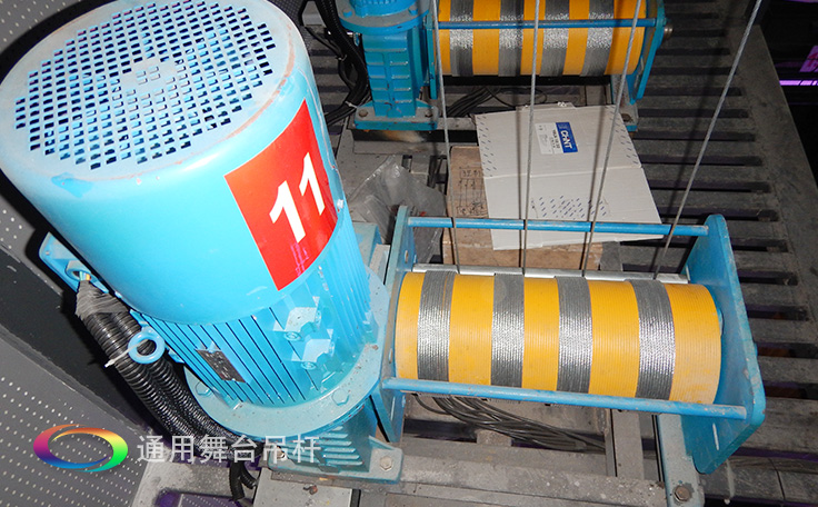 舞臺(tái)吊桿(電動(dòng)吊桿機(jī)、控制系統(tǒng))的安全使用及維護(hù)方案