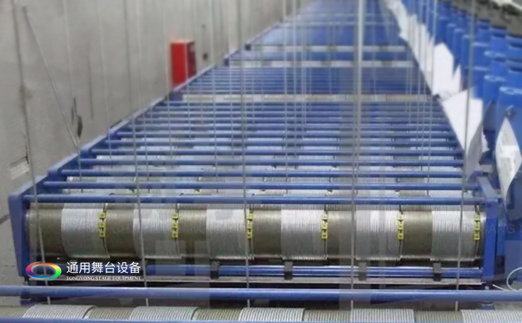 單層纏繞舞臺吊桿機(jī)(定制型):行程檢測、沖頂保護(hù)、松疊繩保護(hù)、超載保護(hù)、變頻調(diào)速、單、多臺編組運(yùn)行