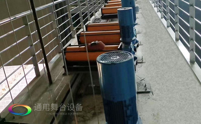 淮安開明實驗學校報告廳、舞臺機械吊桿、鋼性防火幕項目