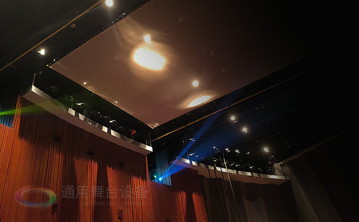 劇場舞臺升級，舞臺吊桿、舞臺燈光、幕布煥新登場